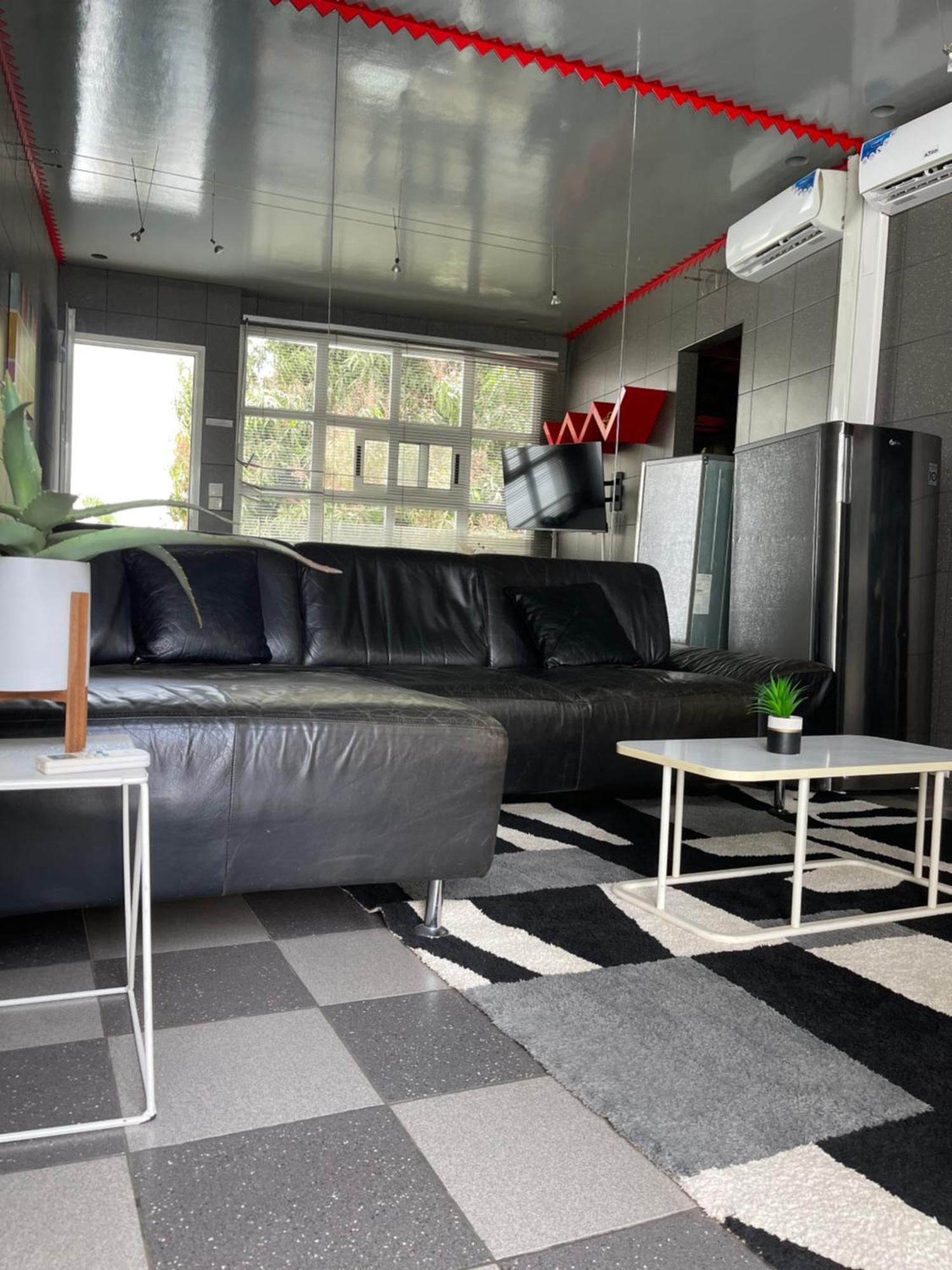 Maison D'Hotes Villa Anna Дакар Екстериор снимка