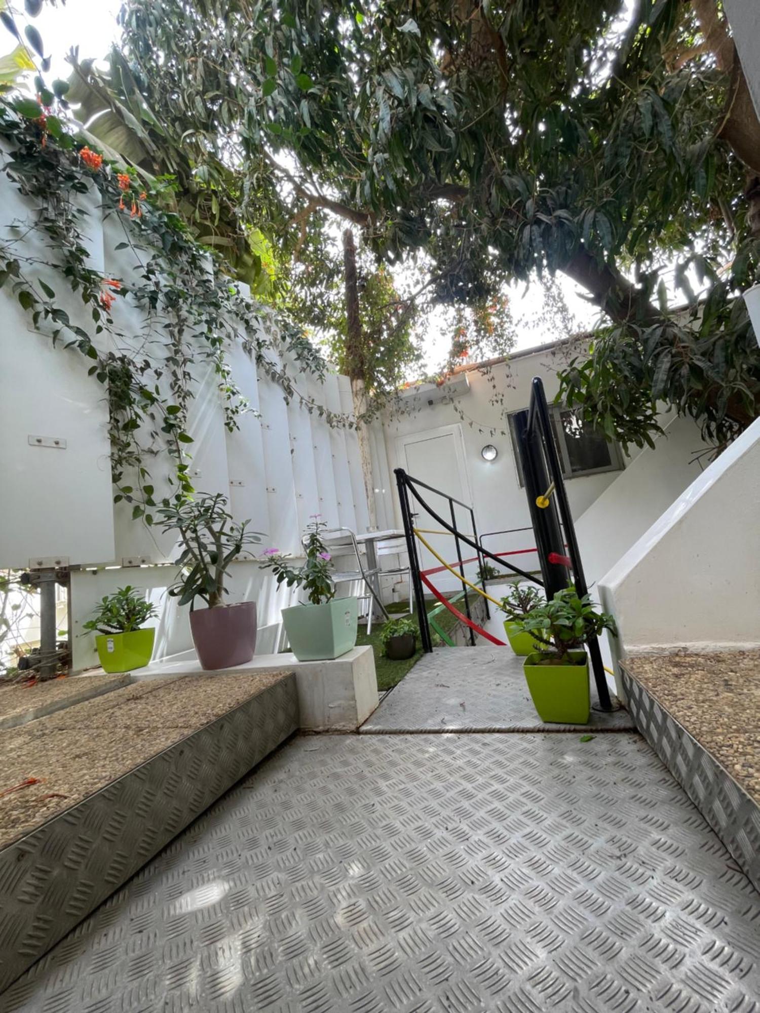 Maison D'Hotes Villa Anna Дакар Екстериор снимка